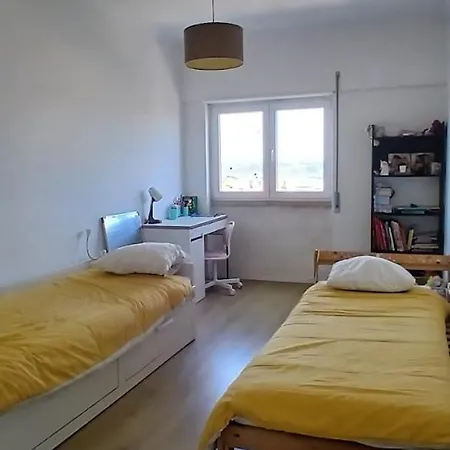 Апартаменты Joli 2 Avec Vue Sur Le Tage A Алжеш