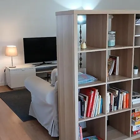 Joli 2 Avec Vue Sur Le Tage A Lägenhet *