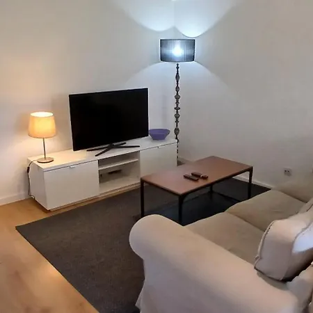 Joli 2 Avec Vue Sur Le Tage A Lägenhet